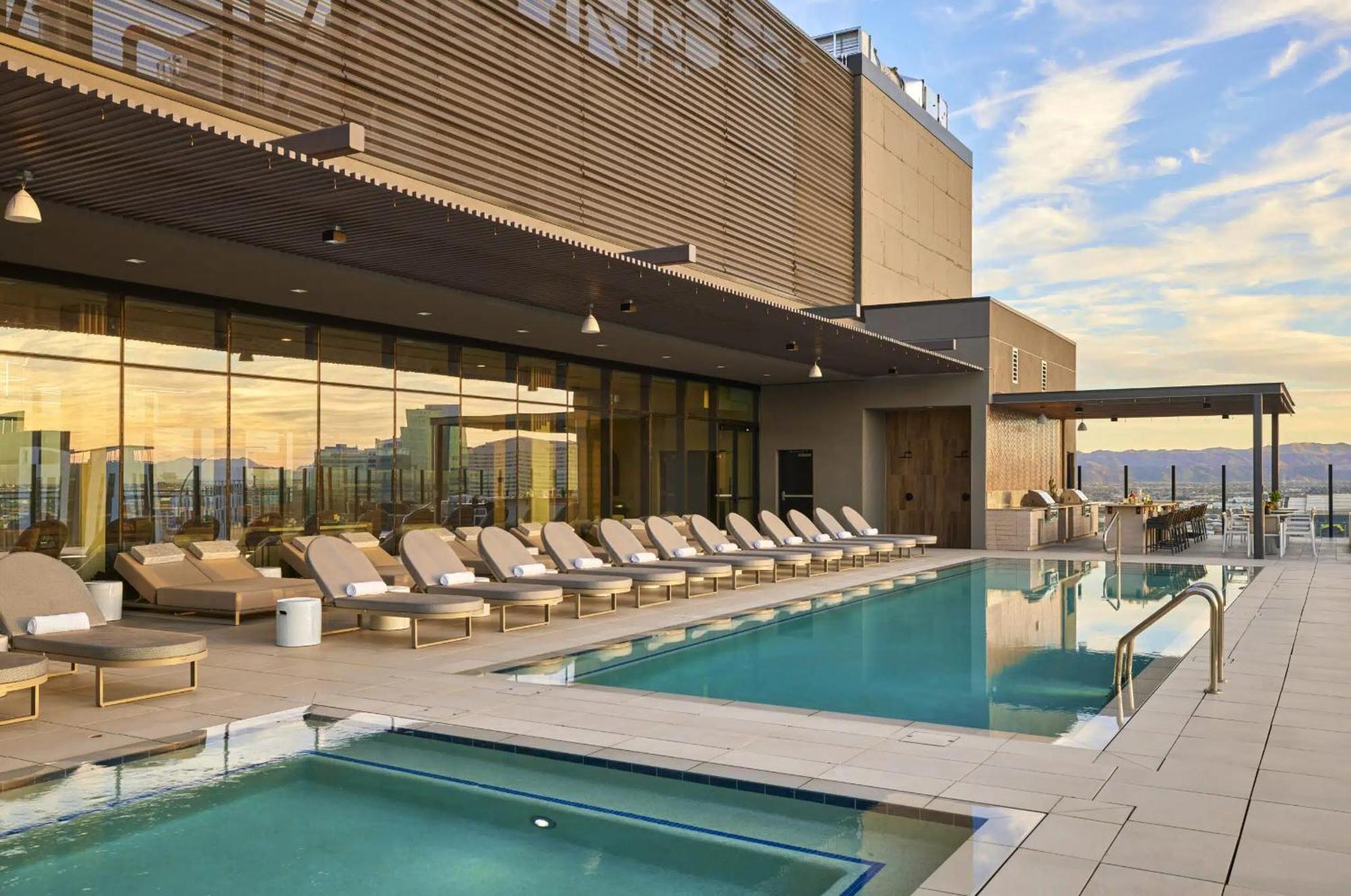 Global Luxury Suites At Downtown Phoenix Esterno foto